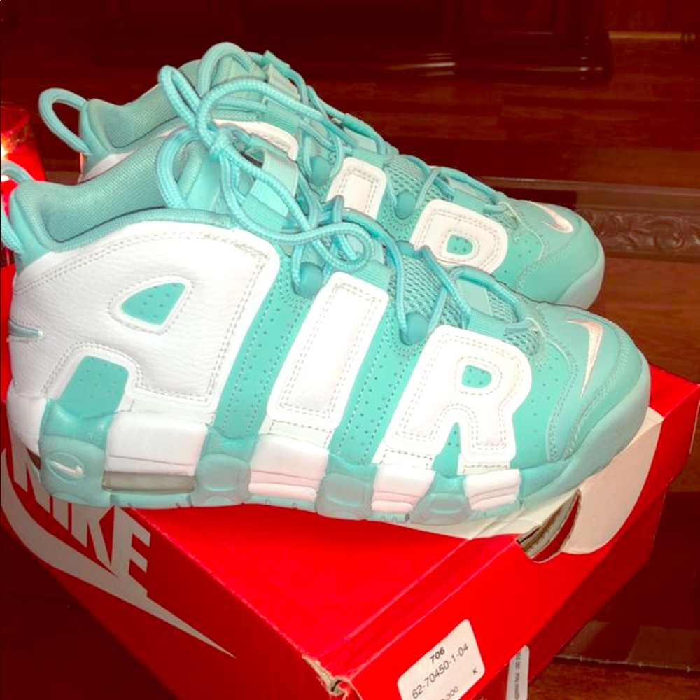 Brand New in the box Nike Uptempo Size 6Y